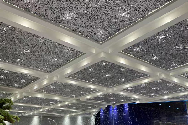 透光泡沫鋁裝飾板